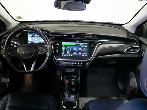 Used 2022 Chevrolet Bolt EUV LT w/ Convenience Package FWD image 21