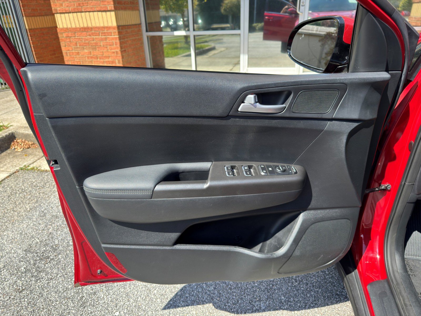 Used 2022 Kia Sportage LX w/ LX FWD Value Edition Package image 34