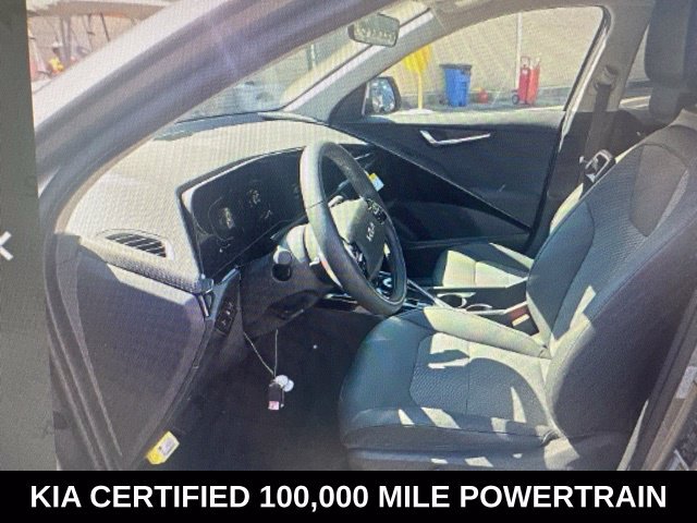 Used 2023 Kia Niro EX FWD image 7