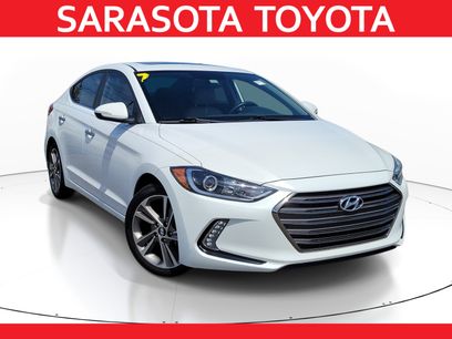 Used 2017 Hyundai Elantra Limited w/ Limited Tech Package 04