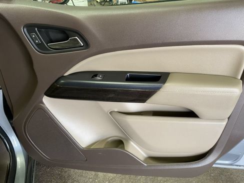 Used 2019 GMC Canyon SLT w/ Driver Alert Package RWD image 10