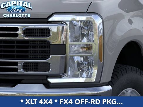New 2026 Ford F250 XLT AWD/4WD image 18