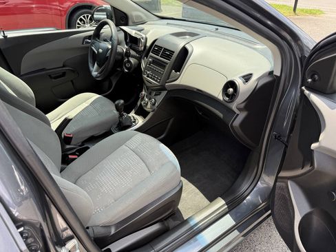 Used 2012 Chevrolet Sonic LS FWD image 13