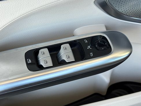 Certified 2023 Mercedes-Benz C 300 Sedan image 13