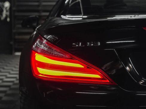 Used 2015 Mercedes-Benz SL 63 AMG image 35