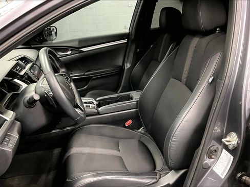 Used 2020 Honda Civic Sport image 7