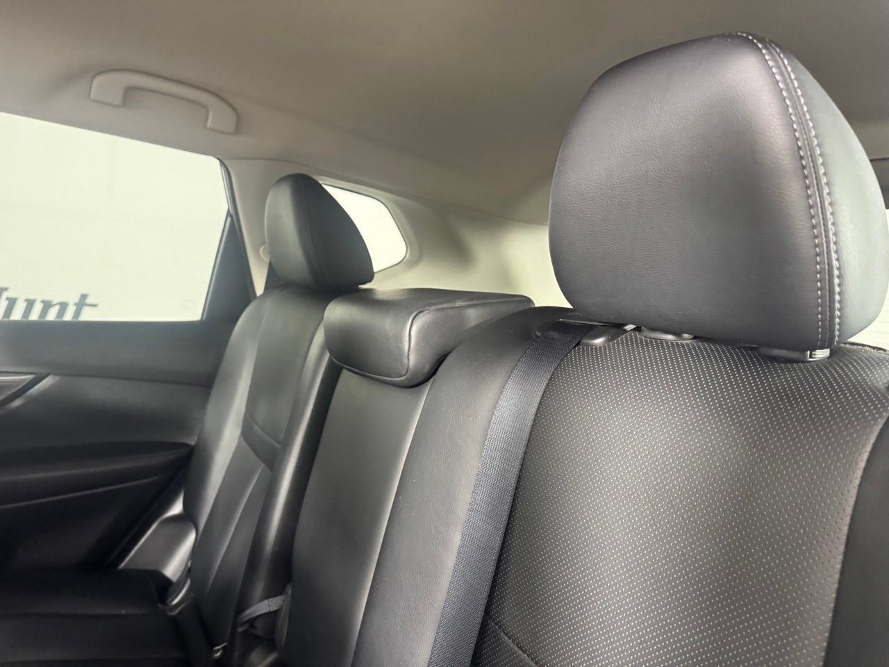 Used 2017 Nissan Rogue SL FWD image 25