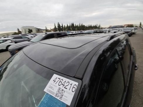 Used 2024 Chevrolet Traverse RS image 6