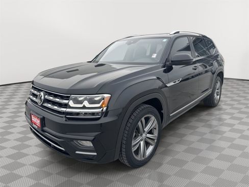 Used 2019 Volkswagen Atlas SEL R-Line image 3