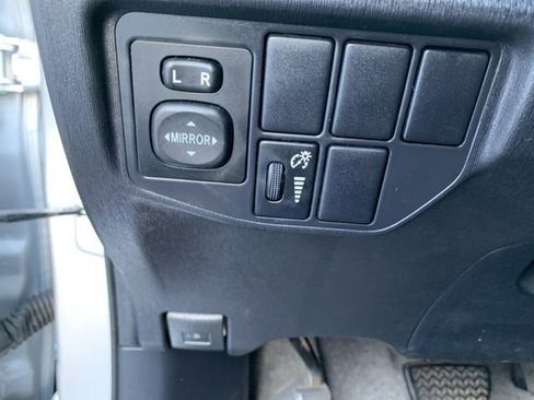 Used 2012 Toyota Prius Two image 26