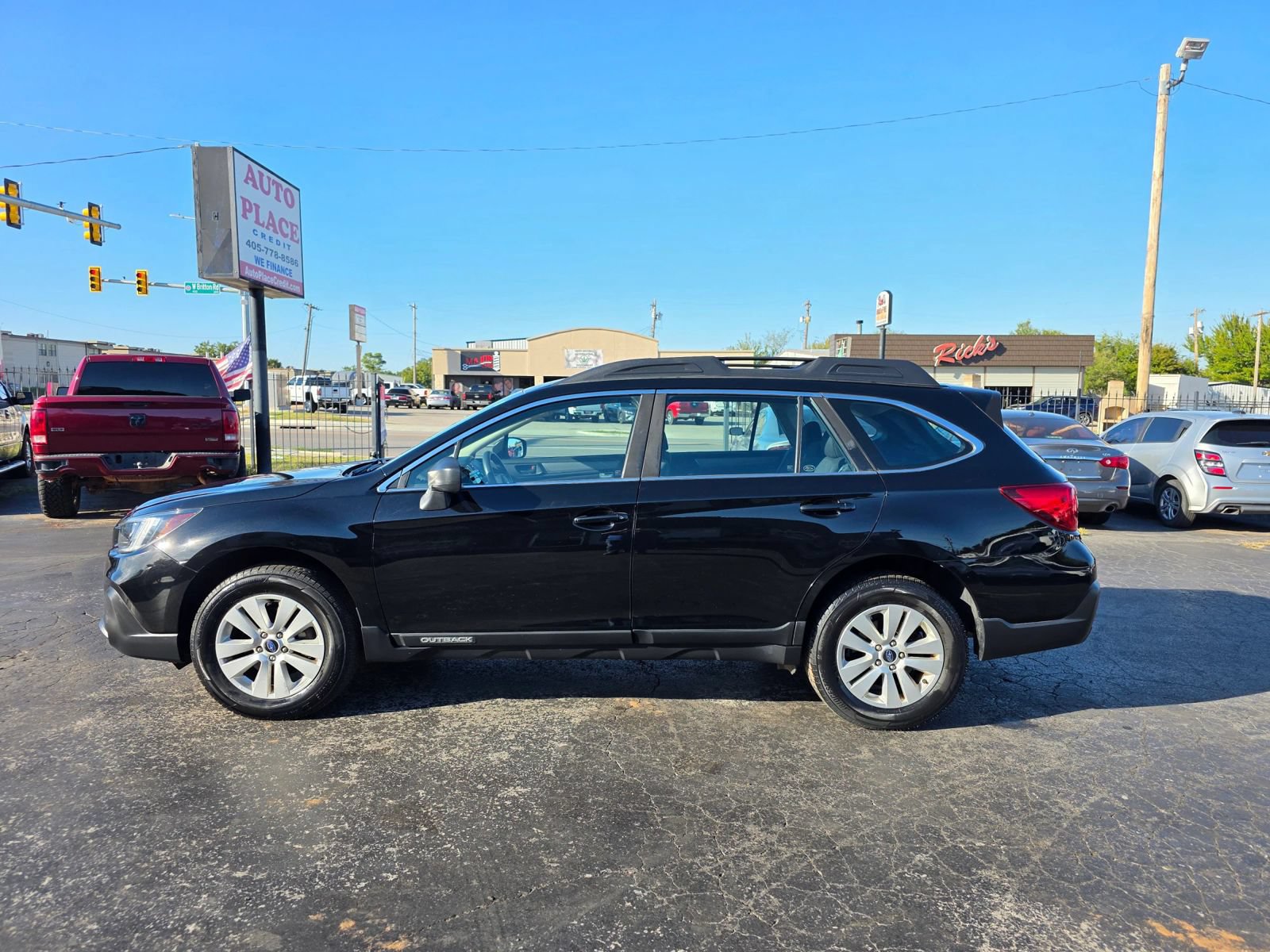 Used 2018 Subaru Outback 2.5i AWD/4WD image 2