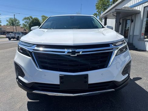 Used 2023 Chevrolet Equinox LT AWD/4WD image 2