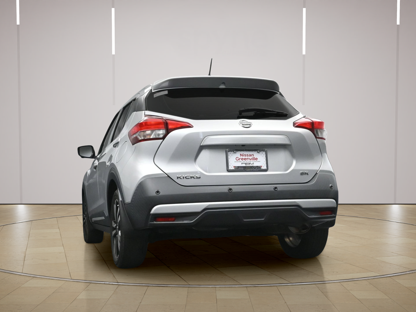 Used 2020 Nissan Kicks SR w/ SR Premium Package FWD image 26