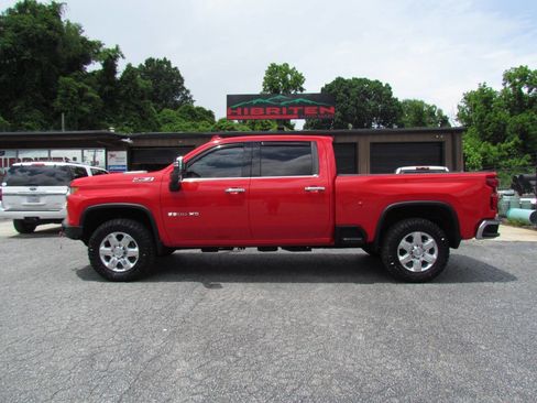 Used 2020 Chevrolet Silverado 2500 LTZ AWD/4WD image 1