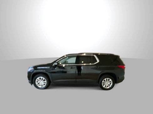 Used 2021 Chevrolet Traverse LT image 5