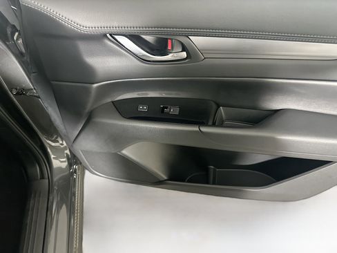 Used 2025 MAZDA CX-5 AWD 2.5 S w/ Preferred Package image 32