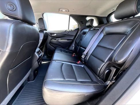 Used 2018 Chevrolet Equinox Premier w/ LPO, Protection Package AWD/4WD image 15