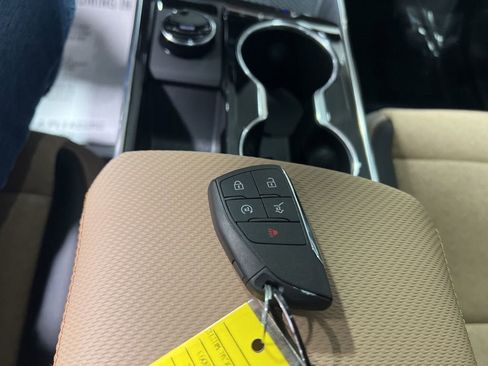 New 2026 Chevrolet Equinox ACTIV w/ Convenience Package III image 34