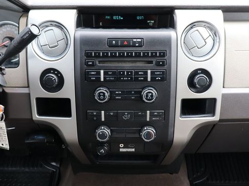 Used 2010 Ford F150 XLT image 34