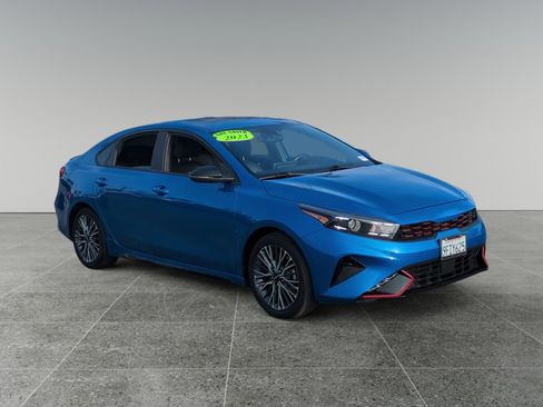 Used 2023 Kia Forte GT-Line w/ GT-Line Premium Package image 7