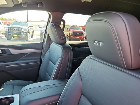 New 2026 Buick Enclave Sport Touring w/ Power Package image 12