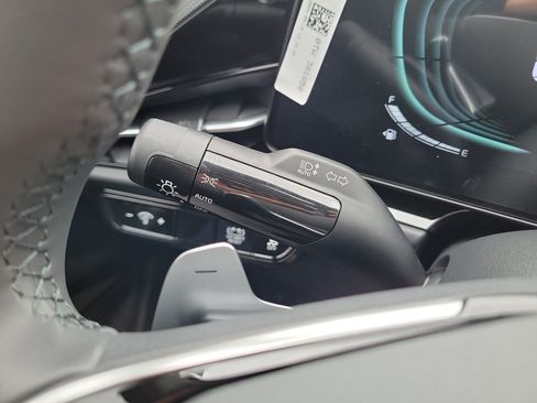 New 2026 Kia Niro EX FWD image 28