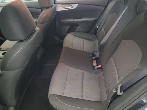 Used 2023 Kia Forte LXS image 18