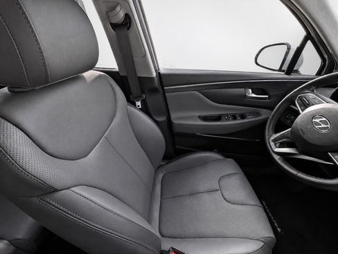 Used 2019 Hyundai Santa Fe Limited FWD image 15