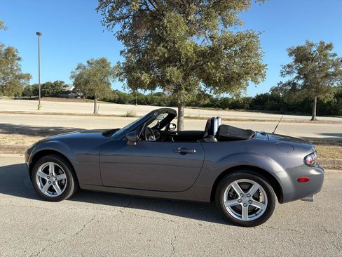 Used 2007 MAZDA MX-5 Miata Sport RWD image 48