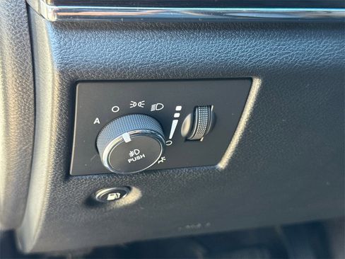 Used 2016 Jeep Grand Cherokee Limited 75th Anniversary image 29