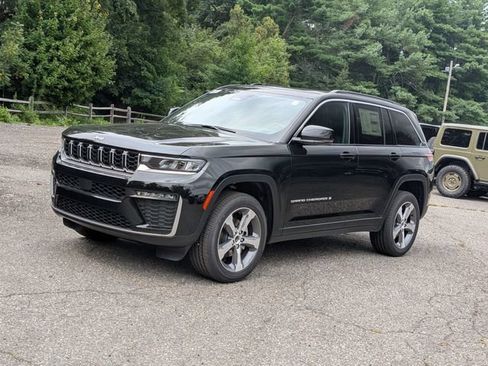 New 2026 Jeep Grand Cherokee Limited AWD/4WD image 7