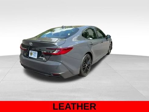 Used 2026 Toyota Camry SE FWD image 6