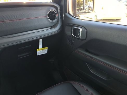 New 2025 Jeep Wrangler Rubicon image 18