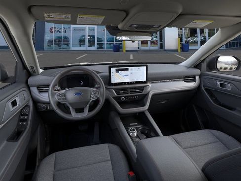New 2025 Ford Explorer Active image 12