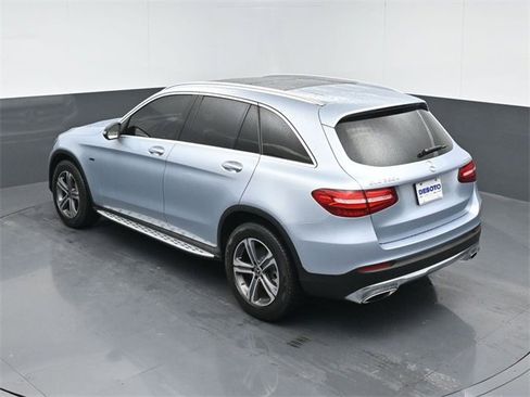 Used 2018 Mercedes-Benz GLC 350e 4MATIC image 42