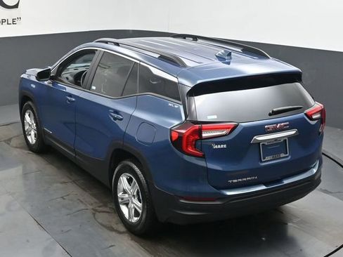 Used 2024 GMC Terrain SLE w/ Driver Convenience Package image 41