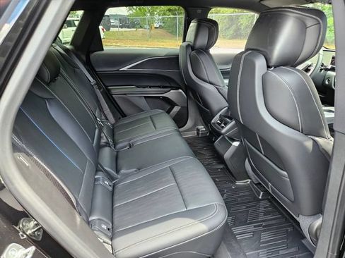 Certified 2025 Cadillac Lyriq Luxury RWD image 19
