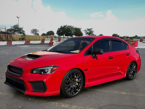 Used 2018 Subaru WRX STI AWD/4WD image 5