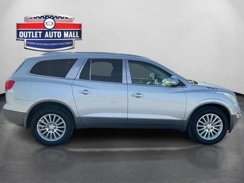 Used 2011 Buick Enclave CXL FWD image 2