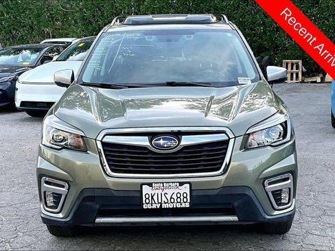 Used 2019 Subaru Forester Touring image 2