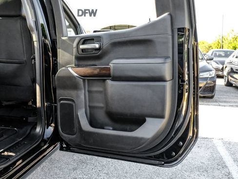 Used 2021 GMC Sierra 1500 SLT AWD/4WD image 47
