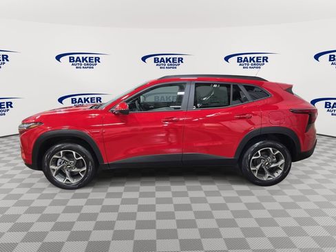 New 2026 Chevrolet Trax LT w/ Sunroof Package image 6