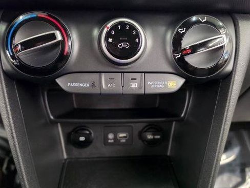 Used 2021 Hyundai Kona SEL AWD/4WD image 20