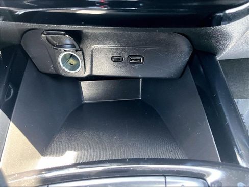 Used 2024 Chevrolet Trax LT w/ Driver Confidence Package FWD image 24