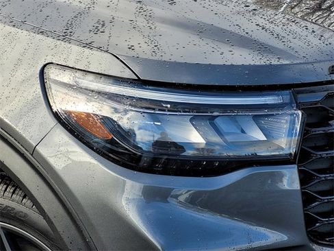 New 2026 Ford Explorer ST-Line w/ ST-Line Street Pack image 10