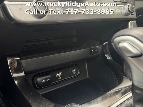 Used 2024 Kia Seltos EX AWD/4WD image 16