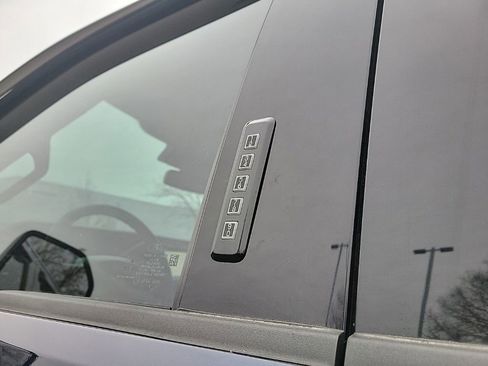 Used 2023 Ford F250 XLT w/ Snow Plow Prep Package image 9