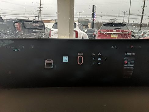 Used 2025 Ford Expedition Max Platinum image 32