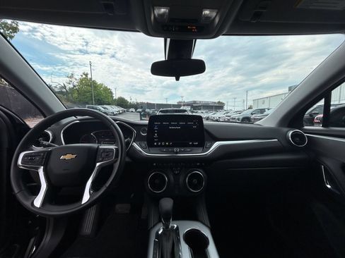 Used 2026 Chevrolet Blazer LT FWD image 23
