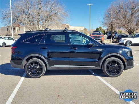 Used 2024 Kia Sorento SX image 3